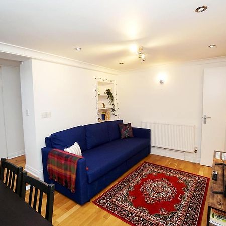 Cozy Retreat By Aresti Hotels لندن المظهر الخارجي الصورة